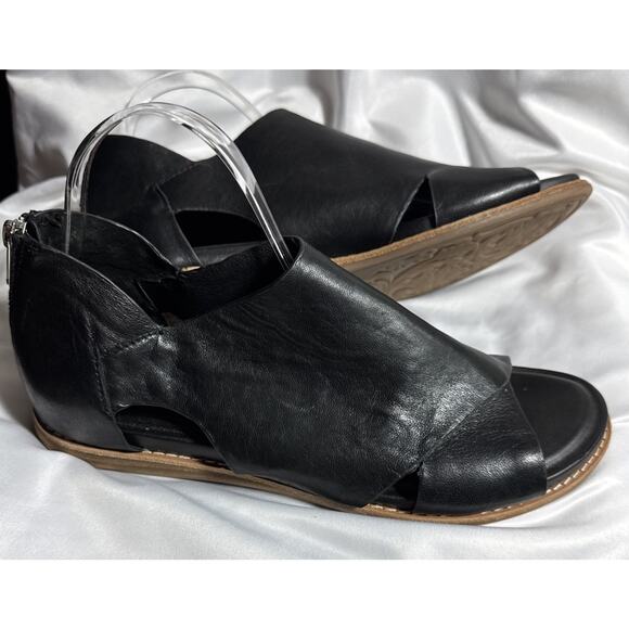 Sofft Evonne Black Leather Sandals Sz 11 Zip Up At Heel Womens - Picture 3 of 8